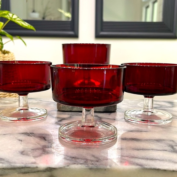❤️🇫🇷4 Vintage Luminarc Ruby Sherbet/Champagne Glasses- Made in France🇫🇷❤️ - Picture 2 of 7